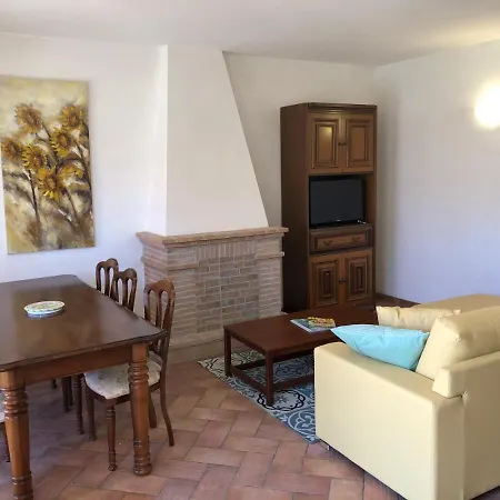 Entire House With Panoramic Views And Use Of Pool * Ficulle