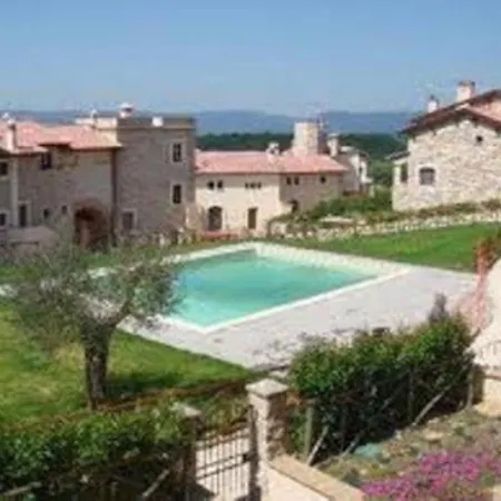 Entire House With Panoramic Views And Use Of Pool Ferienhaus Ficulle