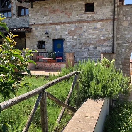 Entire House With Panoramic Views And Use Of Pool Ferienhaus Ficulle