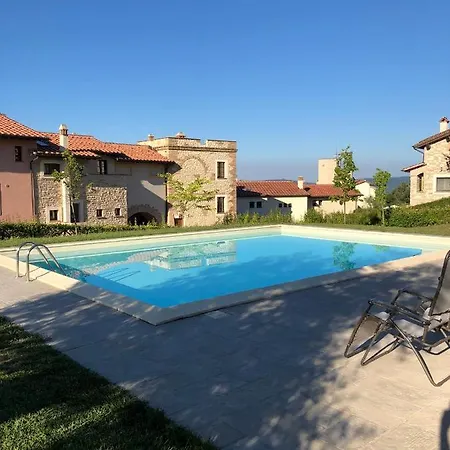 Entire House With Panoramic Views And Use Of Pool Ferienhaus